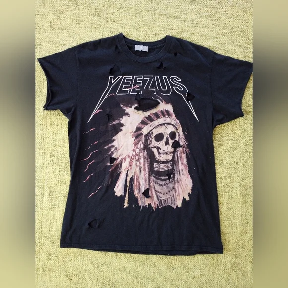 T-shirt Torrid Noir Avec Dentelle Et Volants - Taille 1X (plus Size) - Style Décontracté Déchiré - Neuf Sans étiquettes